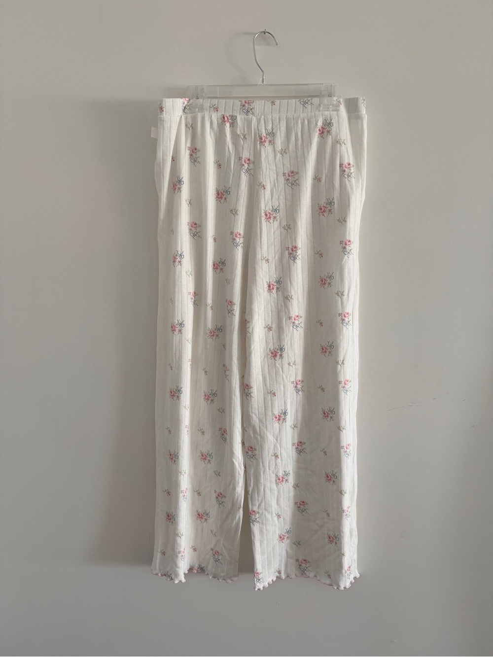 NWT primary Women’s Floral Cotton Lounge Pants - White with Pink Roses